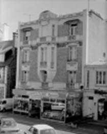 Immeuble à logements dit Immeuble Les Hautes Portes, 10 avenue du Révérend Père Umbricht (Saint-Malo)